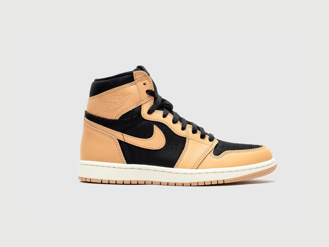 Air Jordan 1 Retro High OG Heirloom sneakers