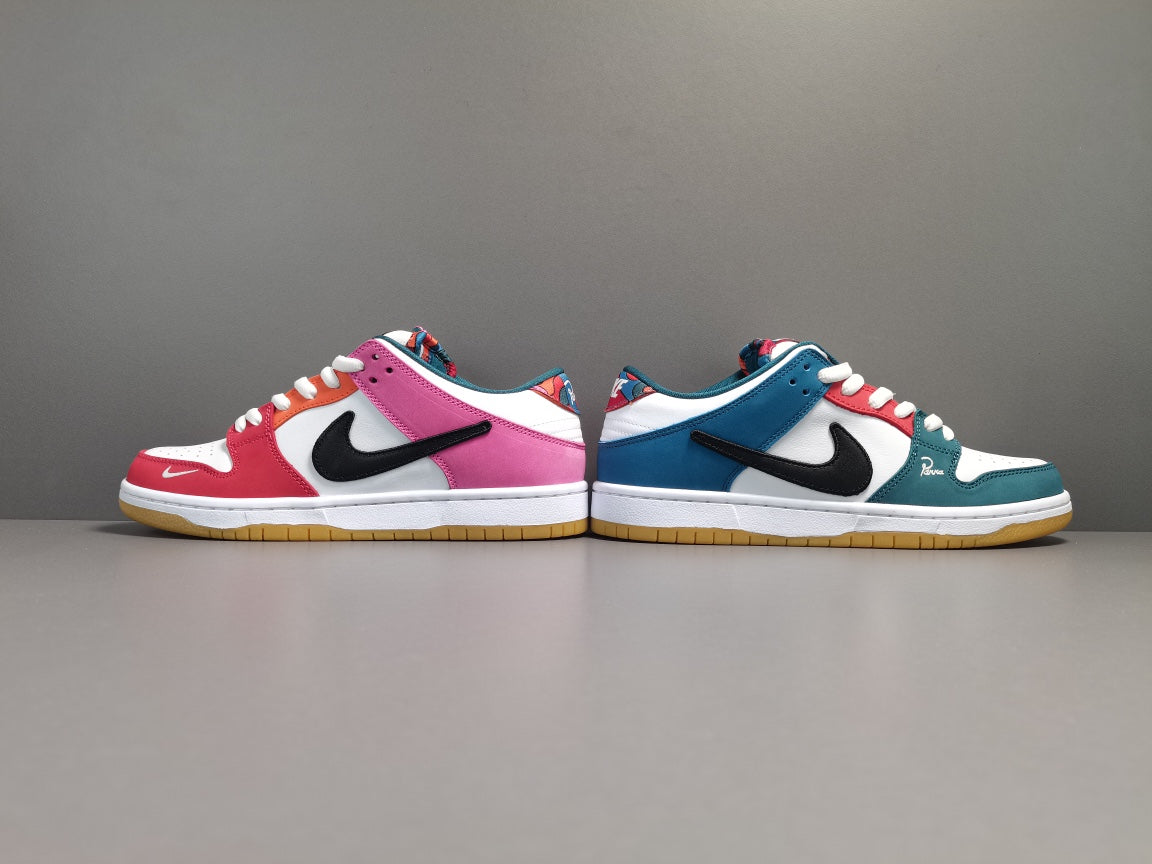 Nike SB Dunk Low Pro