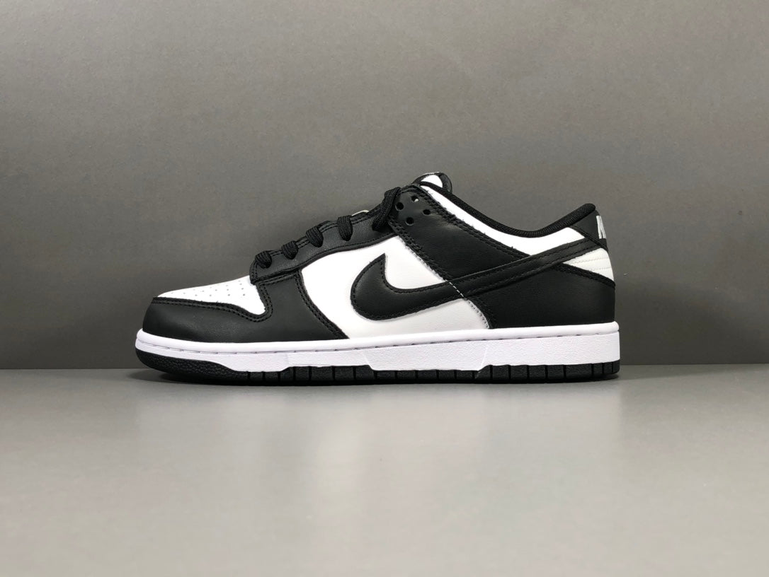 Nike Dunk Low Retro White Black Panda